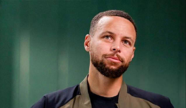 九游娱乐app-库里国际赛场表现